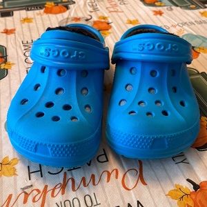 Toddler size 8/9 Lined Crocs
